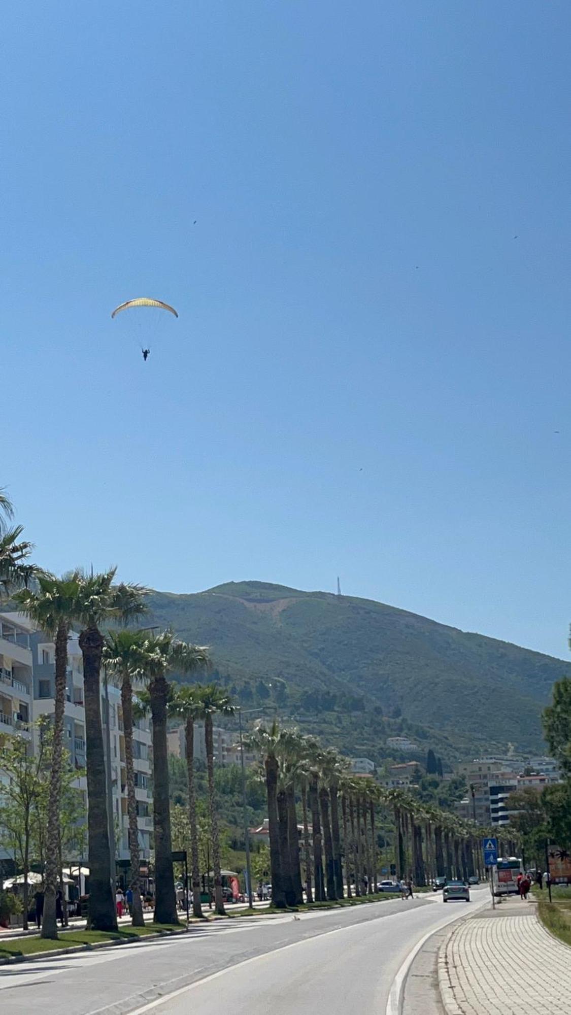 Sea View Apartment Vlorë Exterior foto