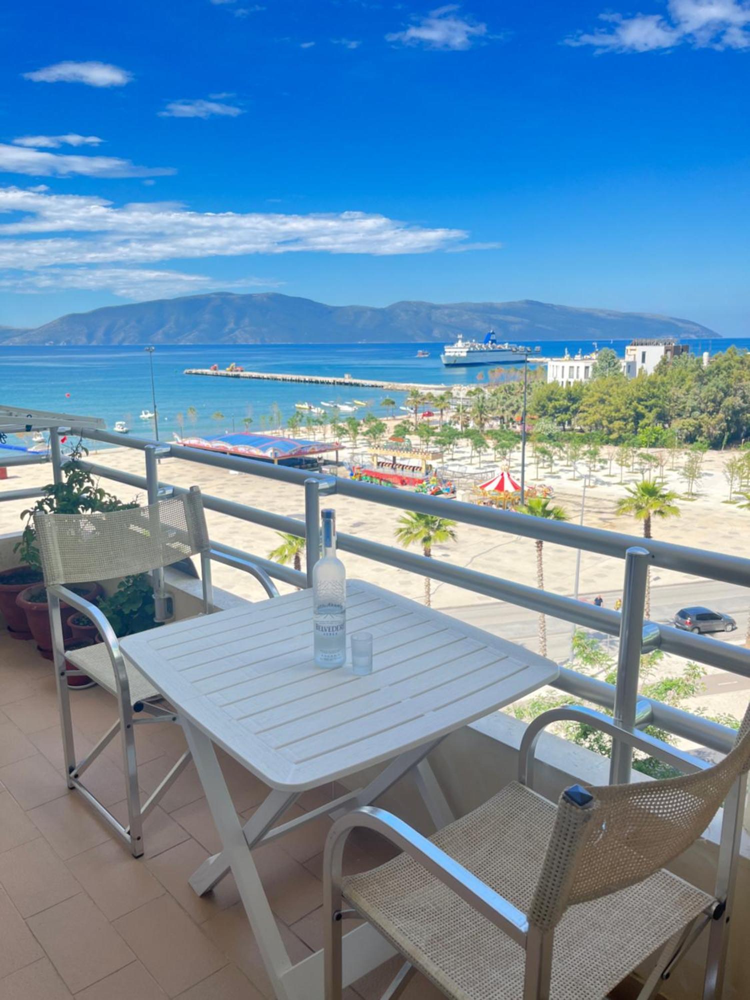 Sea View Apartment Vlorë Exterior foto